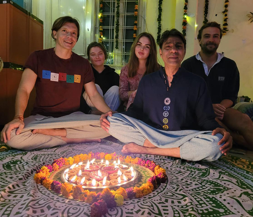 Rishikesh india ashram