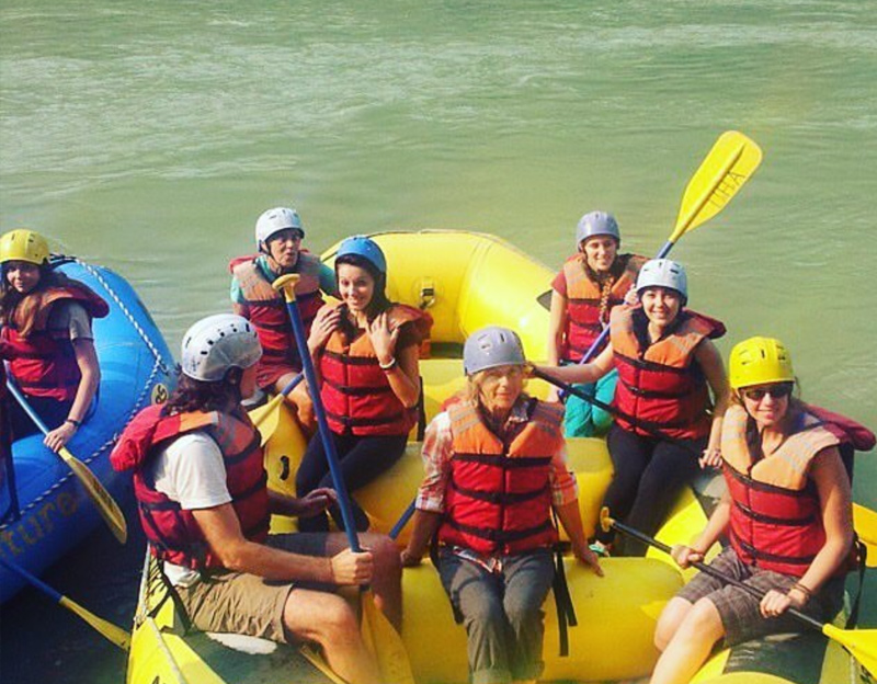 Best yoga Retreat in rishikesh